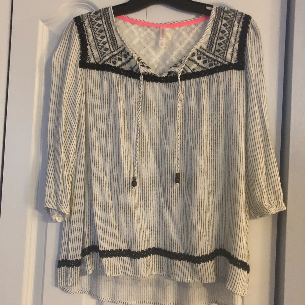 Black and White Peasant Top